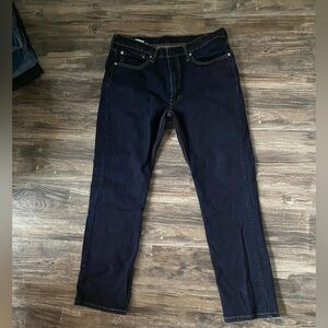 Levi’s 514 in dark wash — Men’s 36 x 32 — great condition